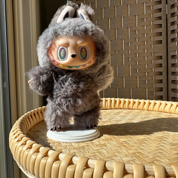 Labubu, Secret ID, Big Into Energy - Picture 4 of 7